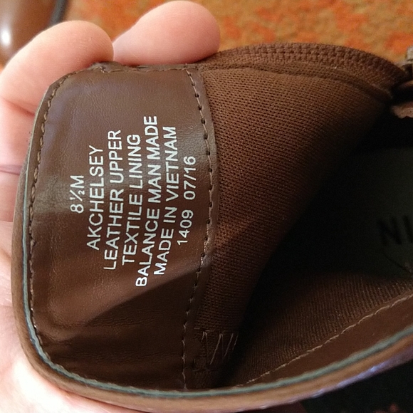 Anne Klein Genuine Leather Cognac Brown Booties 8.5 M - Picture 10 of 10